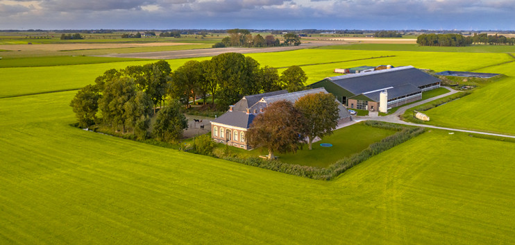 Image of a farm house in the Netherlands. What the Netherlands look like.